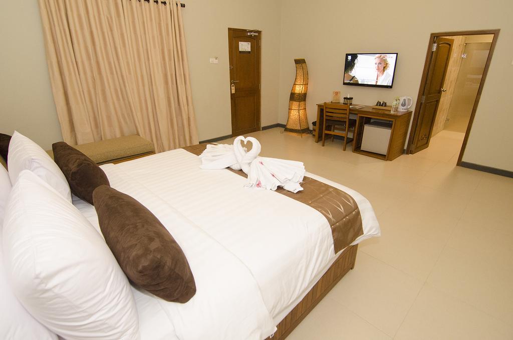 Syailendra Hotel Syariah Jepara Eksteriør bilde