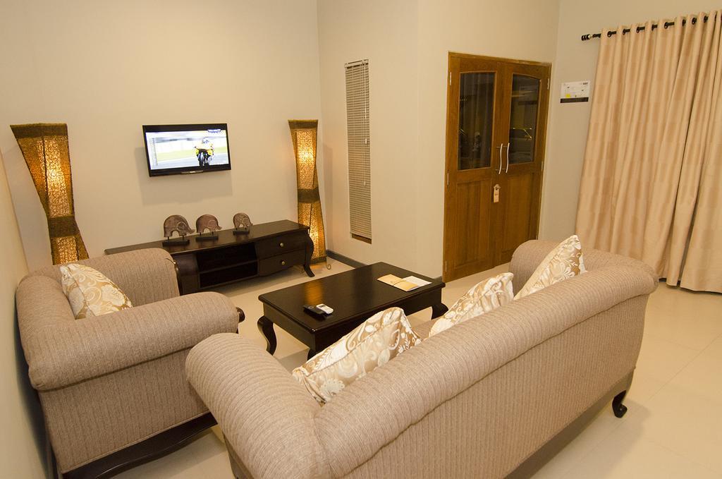 Syailendra Hotel Syariah Jepara Eksteriør bilde
